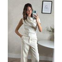 Style Cheat Drape Top - Cream