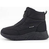 The Very Collection Hiker Trainer - Black