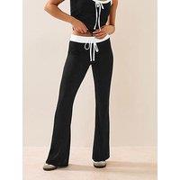 Pixiegirl Petite Contrast Waist Flare Legging
