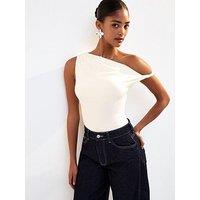 New Look Off White Twist Fallen Shoulder Bodysuit