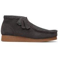 Clarks Wallabee Evo Chukka Boots-Grey