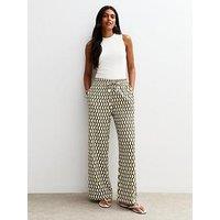 New Look Green Geometric Print Textured Wide Leg Trousers