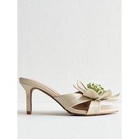 New Look Floral Appliqued Mules - White