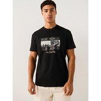 Tommy Jeans Regular Photo Flag T-Shirt - Black