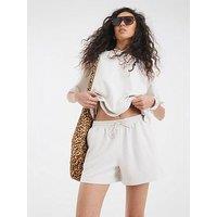 River Island High Waisted Premium Clean Shorts - Cream