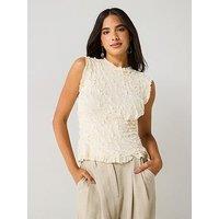 Aware Stormi Short Sleeve O-Neck Knit Top - Cream