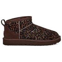 Ugg Classic Ultra Mini Caspian Boots - Animal Print