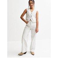 New Look 915 Co Ord Daisy Print Wide Leg Jeans - White