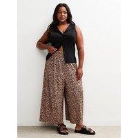 New Look Curves Brown Leopard Print Plisse Cropped Trousers