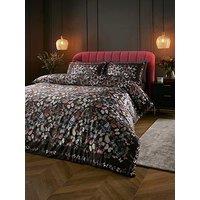 Soiree Papillon -Velvet Super-King Duvet Cover Set