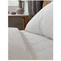 The Fine Bedding Company Smart Temperature Cooling Cotton Mattress Protector