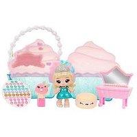 Yummiland Beauty Bag Playset + Lip Gloss Doll - Cupcake