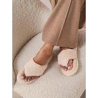 The Very Collection Toe Post Slipper - Cream