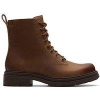 Clarks Wide Fit Orinoco3 Style Ankle Boots - Brown