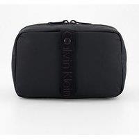 Calvin Klein Puff Utility Hanger Washbag - Black