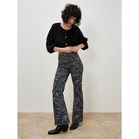 Apricot Paisley Flare - Blue