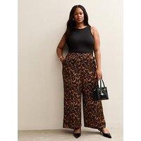 New Look Curves Leopard Print Satin Wide Leg Trousers - Brown