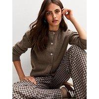 New Look Crew Neck Knitted Cardigan - Beige