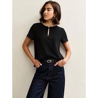 New Look Black Keyhole Front Short Sleeve Top