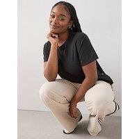 The Very Collection Curve Crew Neck Scoop Hem T-Shirt