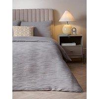 The Very Collection Textured Wave Jacquard Duvet Set