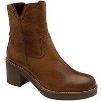 Ravel Lawers Ankle Boots - Tan