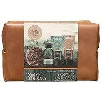 The Kind Edit Co. Travellers Bag