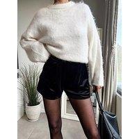 Style Cheat Velvet Shorts - Black
