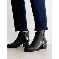 New Look Faux Leather Block Heel Ankle Boots- Black
