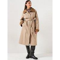 Barbour Reagan Showerproof Jacket - Beige