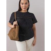 The Very Collection Curve Broderie Front Top - Black