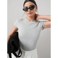 The Very Collection High V-Neck Fitted Ribbed T-Shirt - Cream