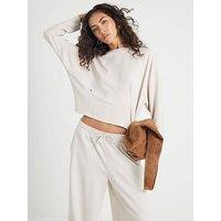 River Island Clean Premium Batwing Sweater - Cream