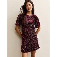 New Look Velvet Sequin T-Shirt Dress - Dark Burgundy