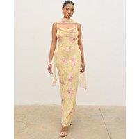 Pretty Lavish Eden Scarf Jacquard Printed Maxi Dress - Lemon Blush Floral - Yellow
