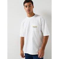 Levi'S Back Graphic Pocket Loose Fit T-Shirt