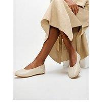 Fitflop Delicato High Cut Soft Leather Ballet Flats - Paris Beige