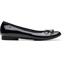 Clarks Loreleigh Rae Wide Fit Shoes - Black Pat