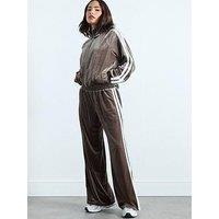 Pixiegirl Petite Velour Stripe Jogger - Brown