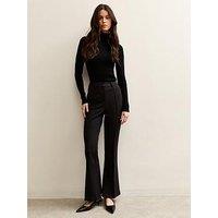 New Look Mid Waist Flared Trousers - Black