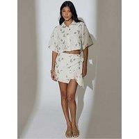 South Beach South Beach Floral Sequin Embroidered Short Sleeve Shirt - Cream