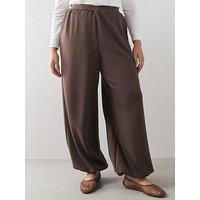The Very Collection Curve Draped Cuffed Jogger Co-Ord - Brown