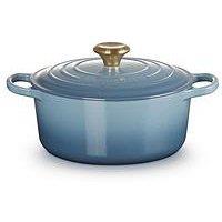Le Creuset Signature Cast Iron Round Casserole 24Cm Volcanic