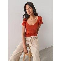 The Very Collection Stretch Rib Scoop Neck T-Shirt - Rust