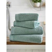 The Lyndon Co Egyptian Spa Towel Collection