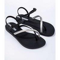 Ipanema Elegant Crossover Sandal - Black