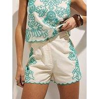 River Island Emb Stitch Shorts - Cream
