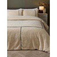 The Very Collection Cosy Sherpa Duvet Set