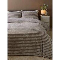 The Very Collection Ribbed Faux Fur Duvet Set