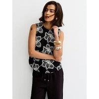 New Look Black Embroidered Floral Curved Hem Co-Ord Top